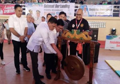 Kejuaraan Pencak Silat Piala Gubernur Sulut Diikuti Ratusan Atlet, YSK Pesan Jaga Sportivitas, Hormati Lawan dan Wasit