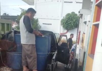 Satu SPBU di Mitra Diduga Jual Solar Bersubsidi Kepada Pelanggan Gunakan Tong Besar